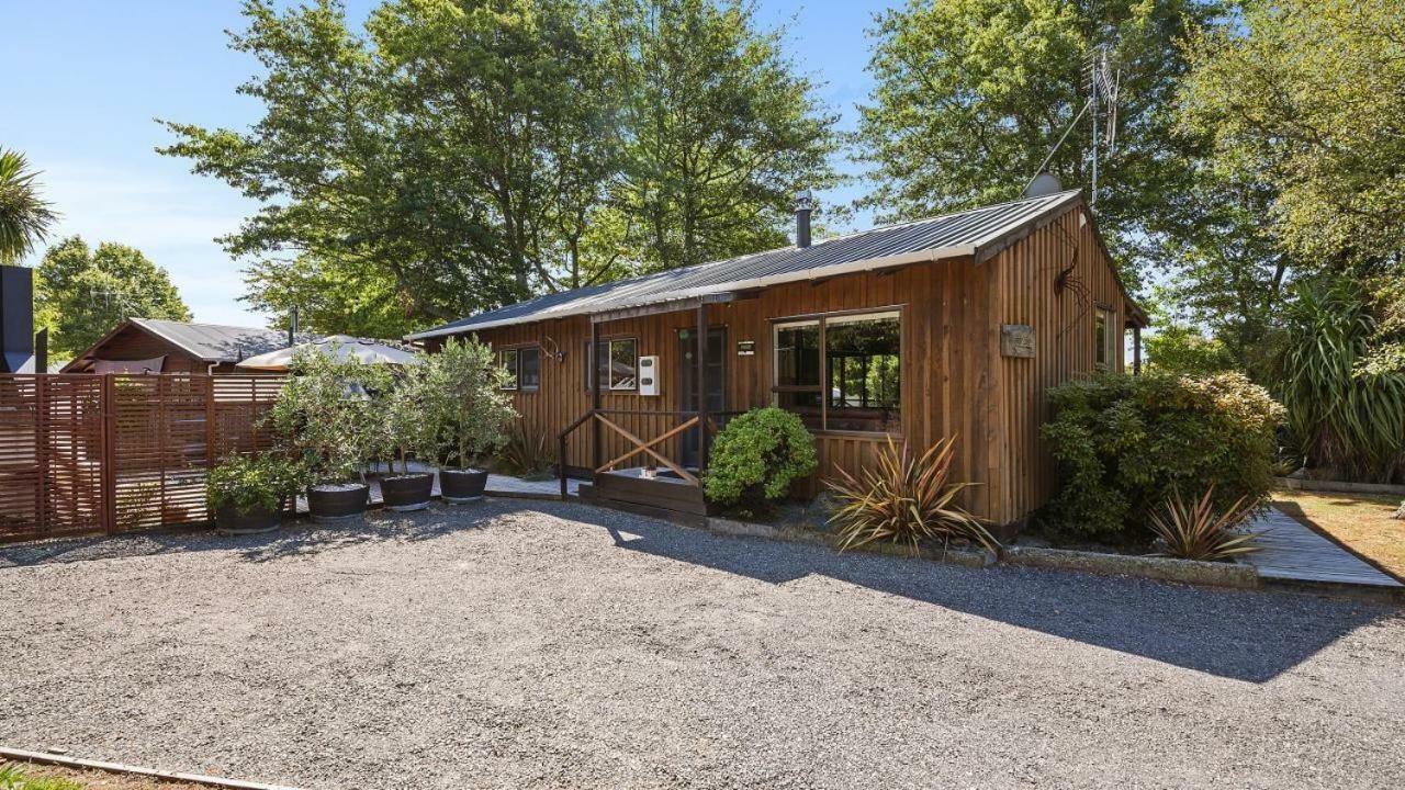 Firstcast Turangi Villa Exterior photo